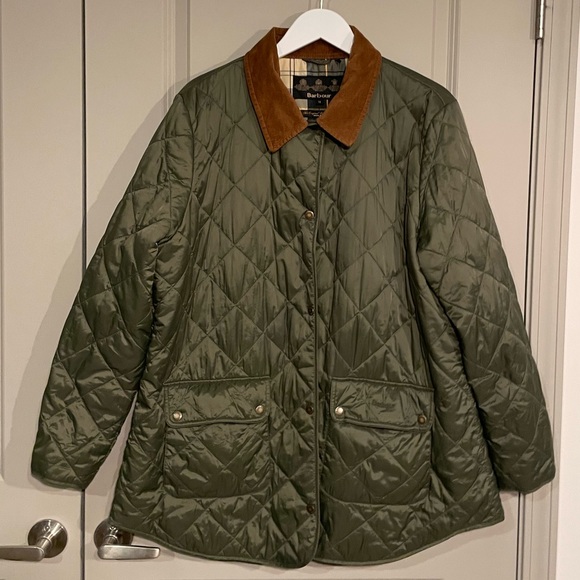 Barbour Women's Barbour Quilted Pilton Jacket Barbour Pilton